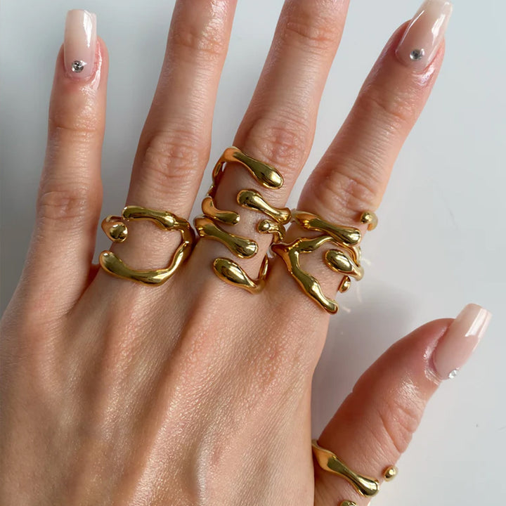 Gold Further Liquid Ring