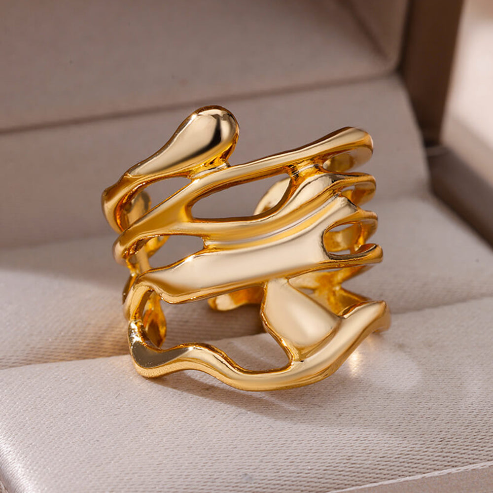 Gold Further Liquid Ring