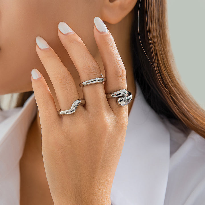 Gold Liquid Rings 3 Piece Set